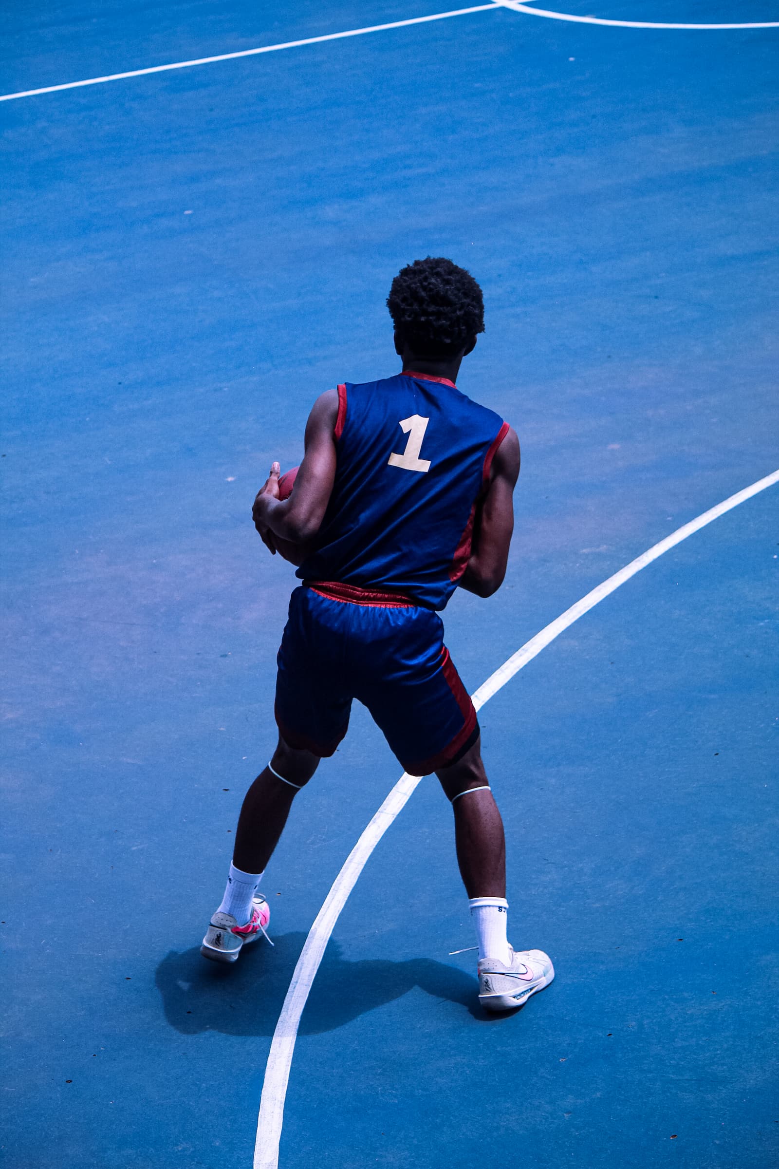 A sole player on the court